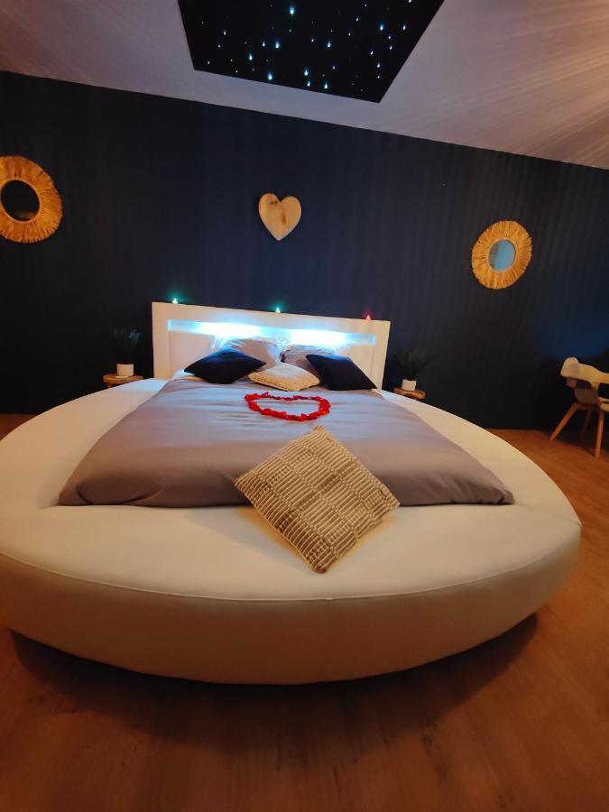 Romantique Avec Espace Balneo Et Ciel Etoile 